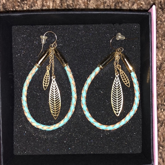 Cadenza earrings - Picture 1 of 3